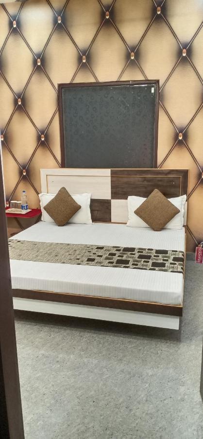 Branded Guest House Jalandhar Exterior photo